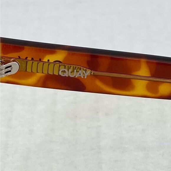 Quay Australia NWT Icy Sunglasses Orange Tortoise/Green Lens - Picture 6 of 10